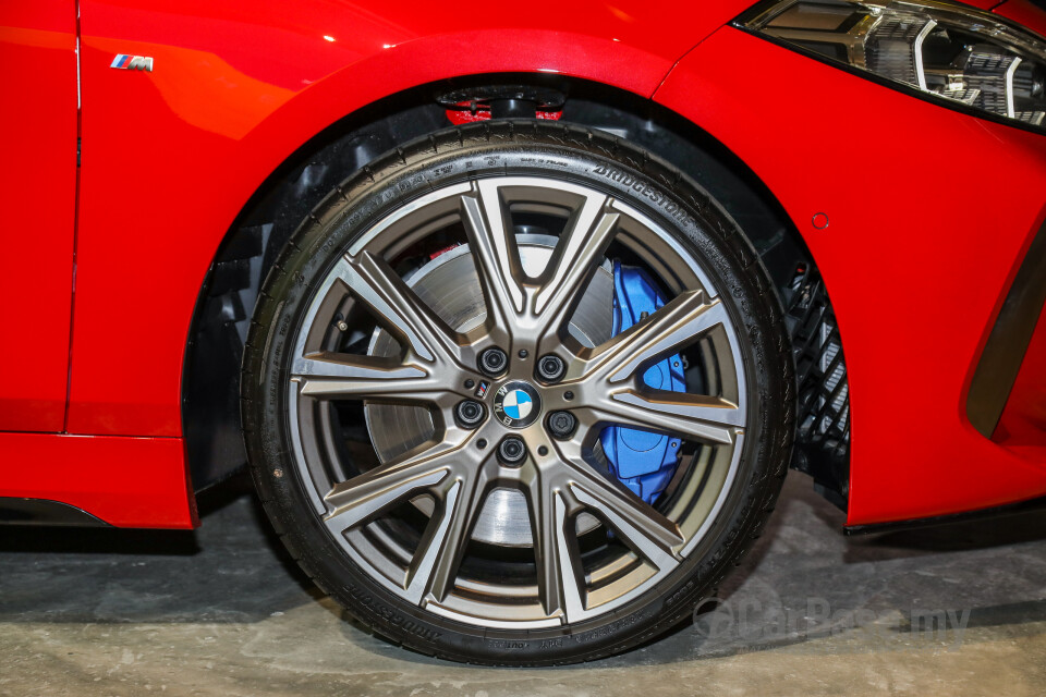 BMW M135i F40 (2020) Exterior