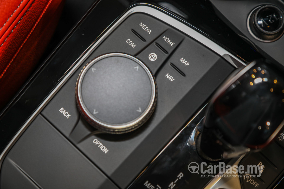 BMW M135i F40 (2020) Interior