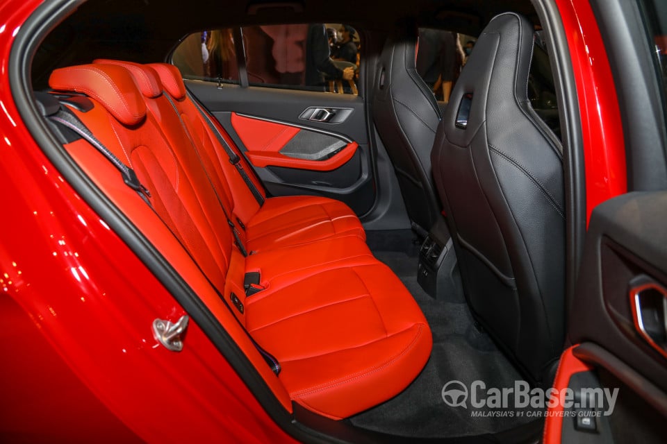 BMW M135i F40 (2020) Interior