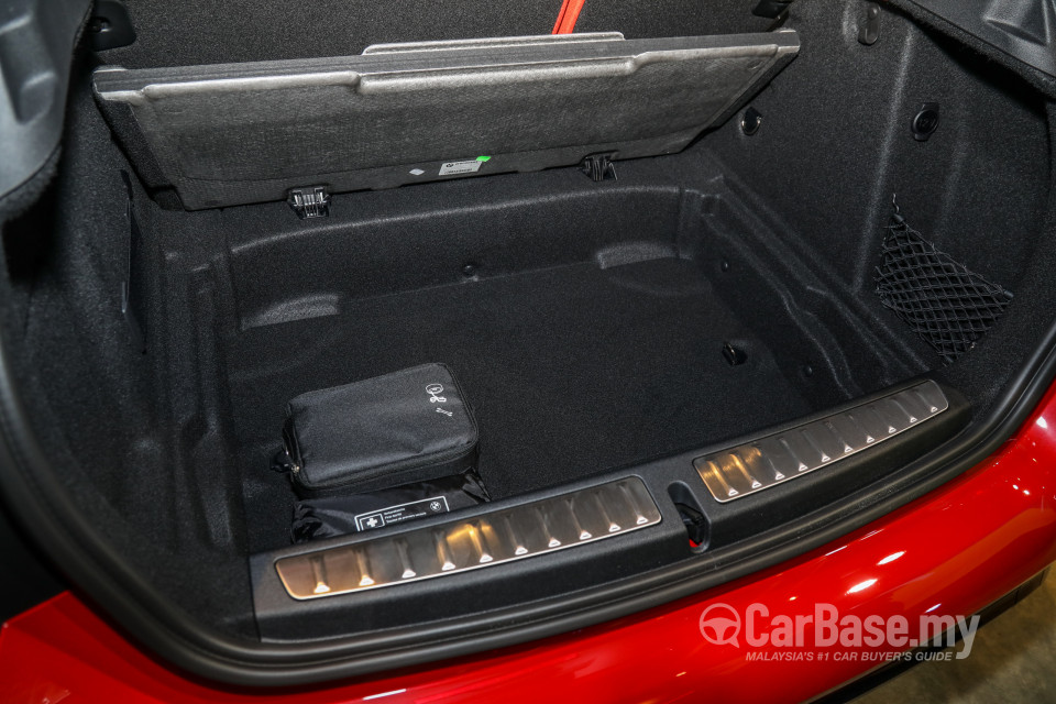 BMW M135i F40 (2020) Interior