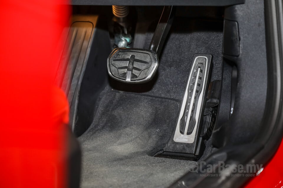 BMW M135i F40 (2020) Interior
