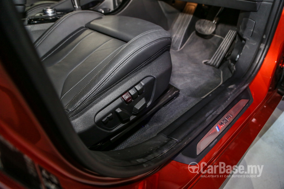 BMW X2 M35i F39 (2019) Interior
