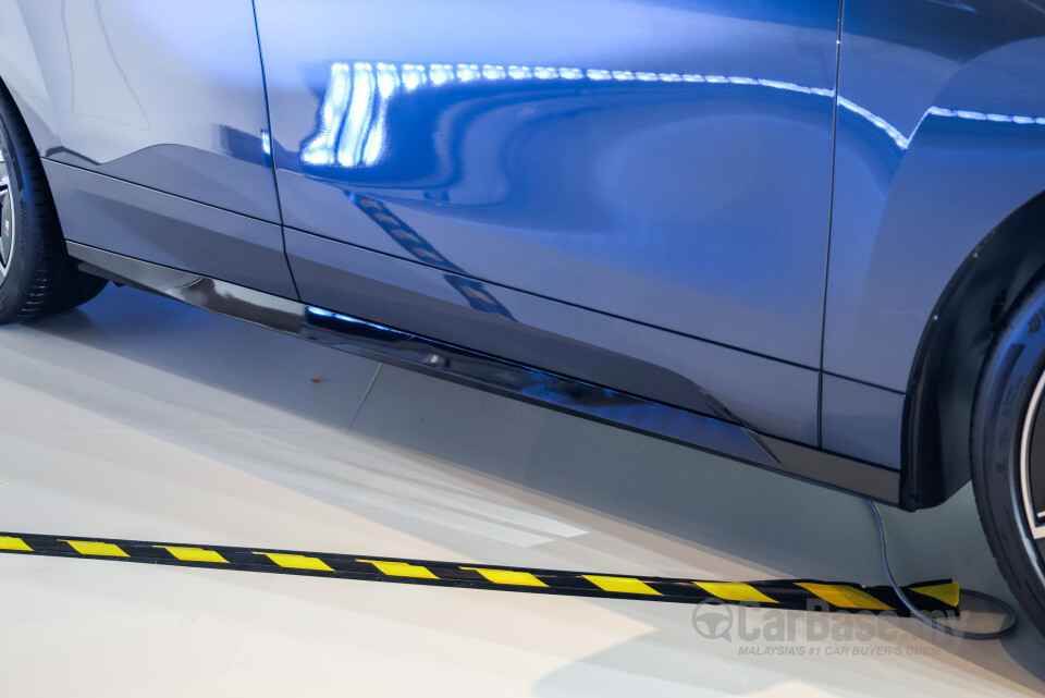 BMW iX I20 LCI (2025) Exterior