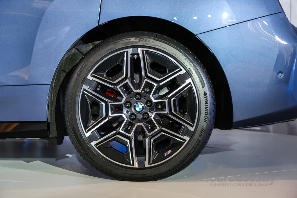 BMW iX I20 LCI (2025) Exterior