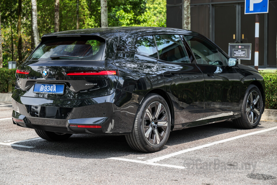BMW iX I20 LCI (2025) Exterior