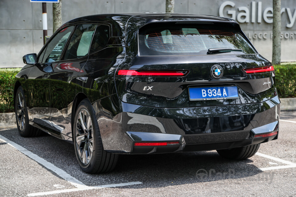 BMW iX I20 LCI (2025) Exterior