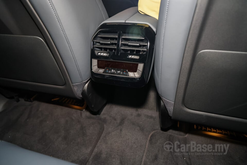BMW iX I20 LCI (2025) Interior