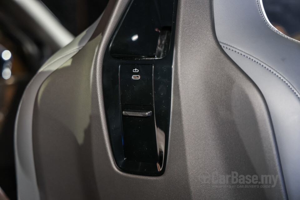 BMW iX I20 LCI (2025) Interior
