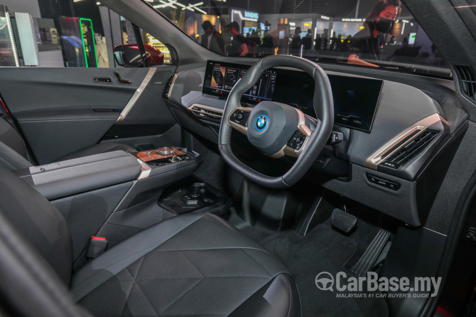 BMW iX I20 (2021) Interior