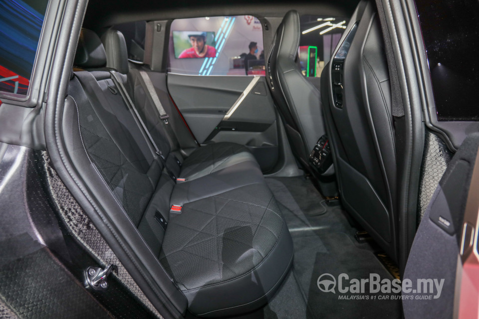 BMW iX I20 (2021) Interior