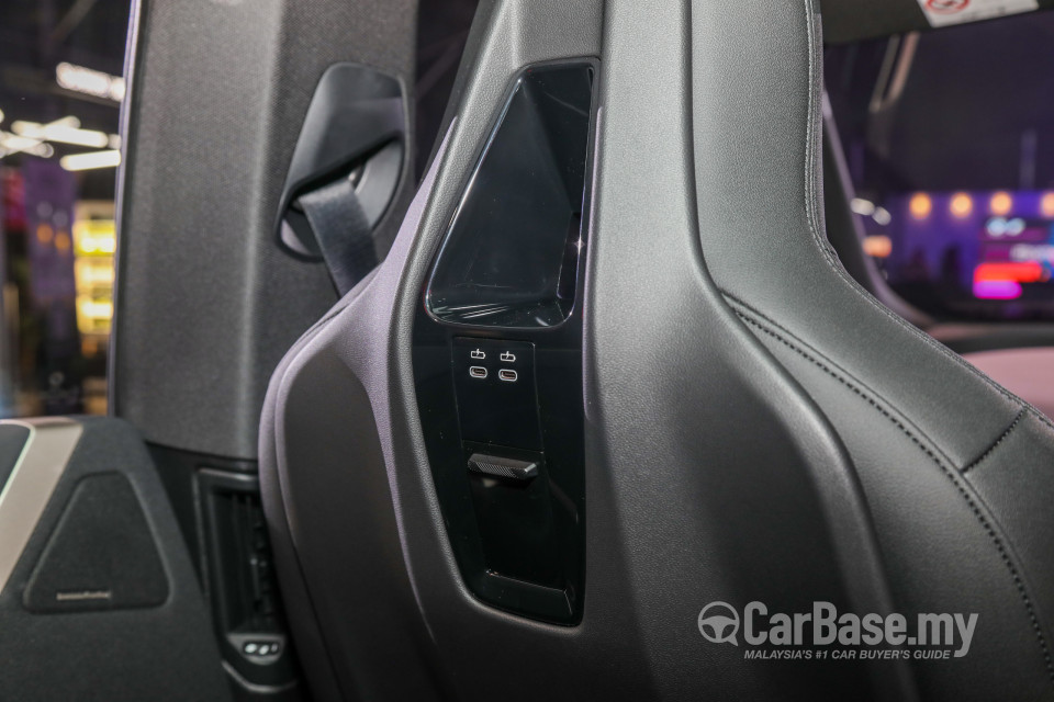 BMW iX I20 (2021) Interior