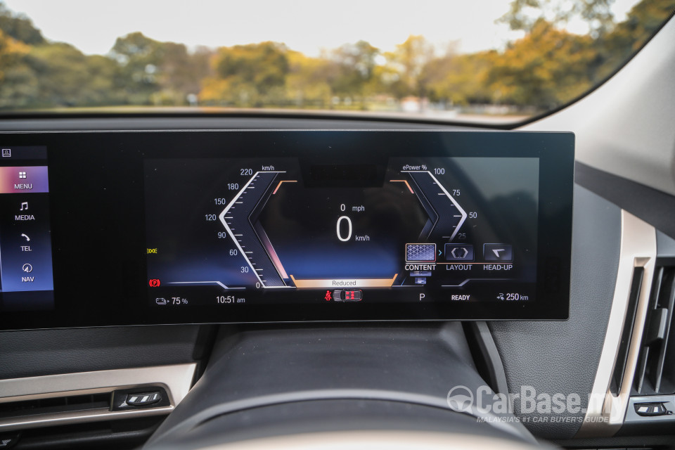 BMW iX I20 (2021) Interior