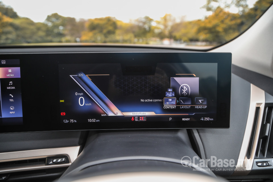 BMW iX I20 (2021) Interior
