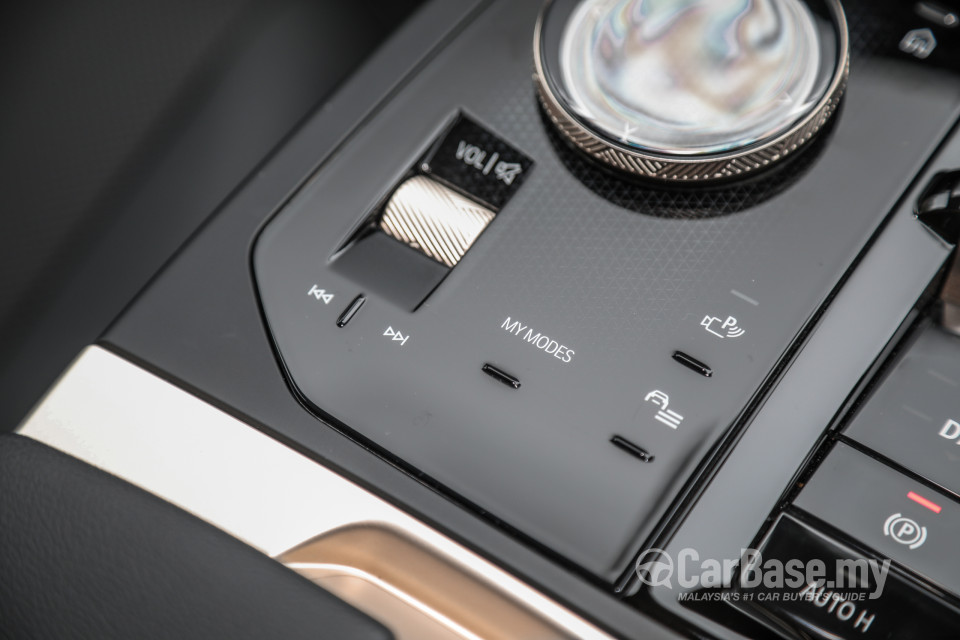 BMW iX I20 (2021) Interior