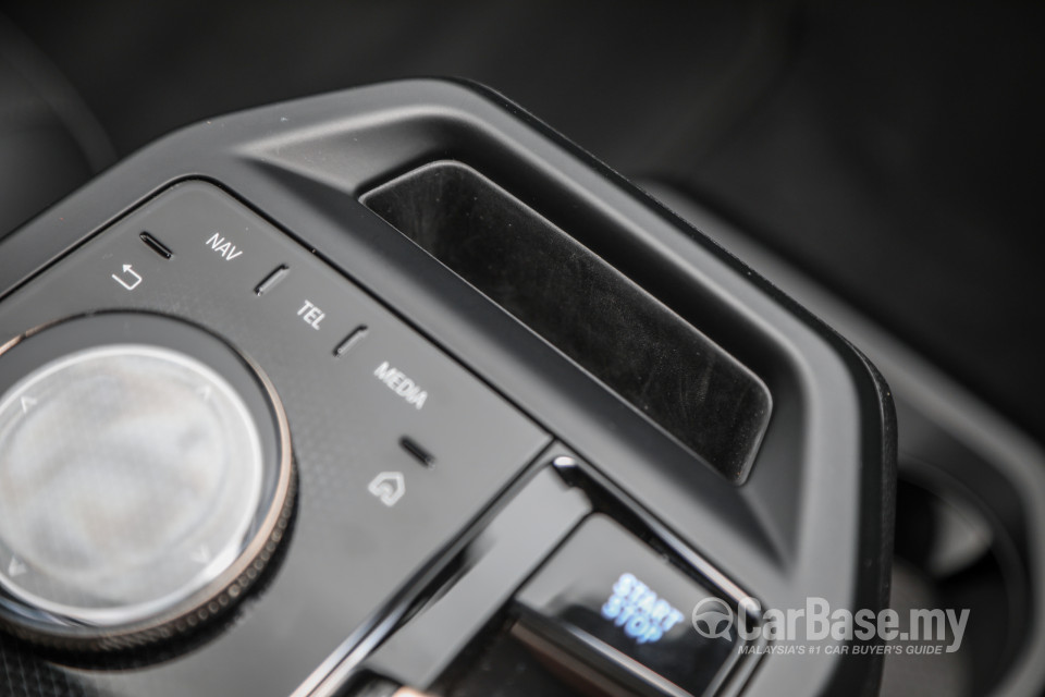 BMW iX I20 (2021) Interior