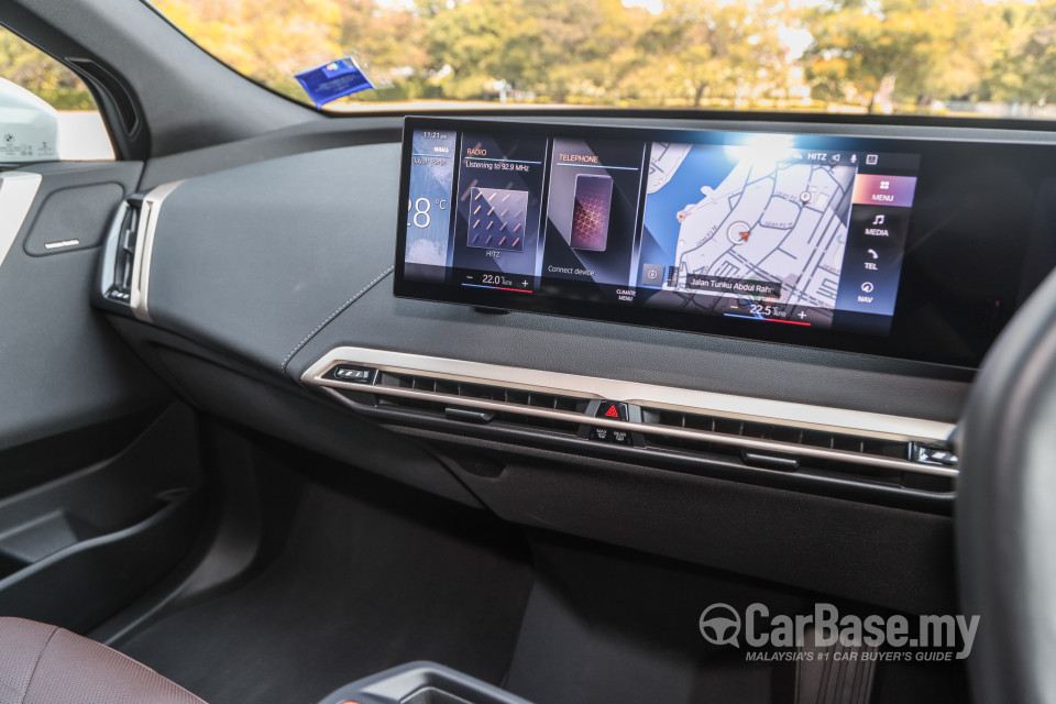 BMW iX I20 (2021) Interior
