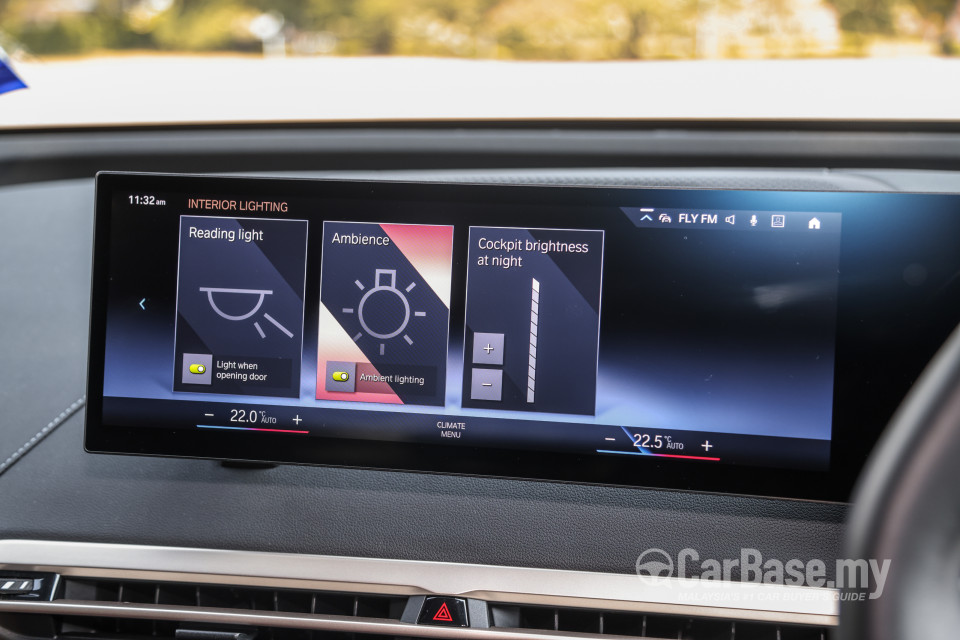 BMW iX I20 (2021) Interior