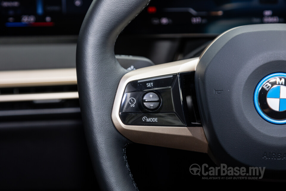 BMW iX I20 (2021) Interior