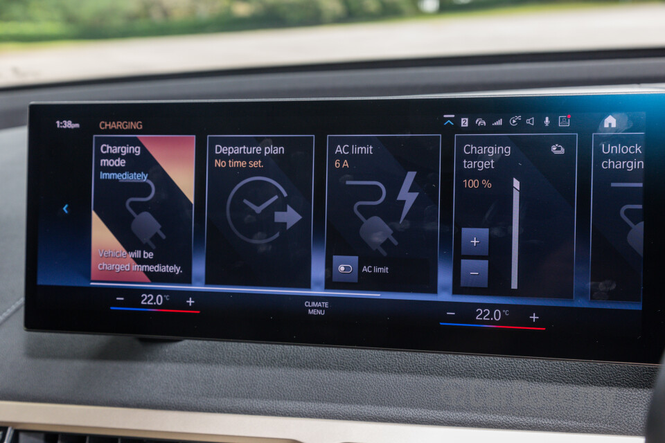 BMW iX I20 (2021) Interior