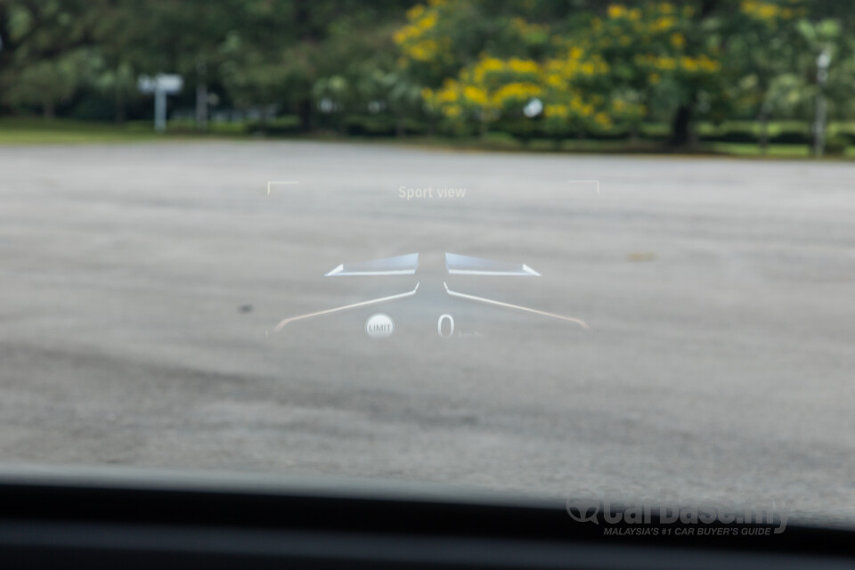 BMW iX I20 (2021) Interior