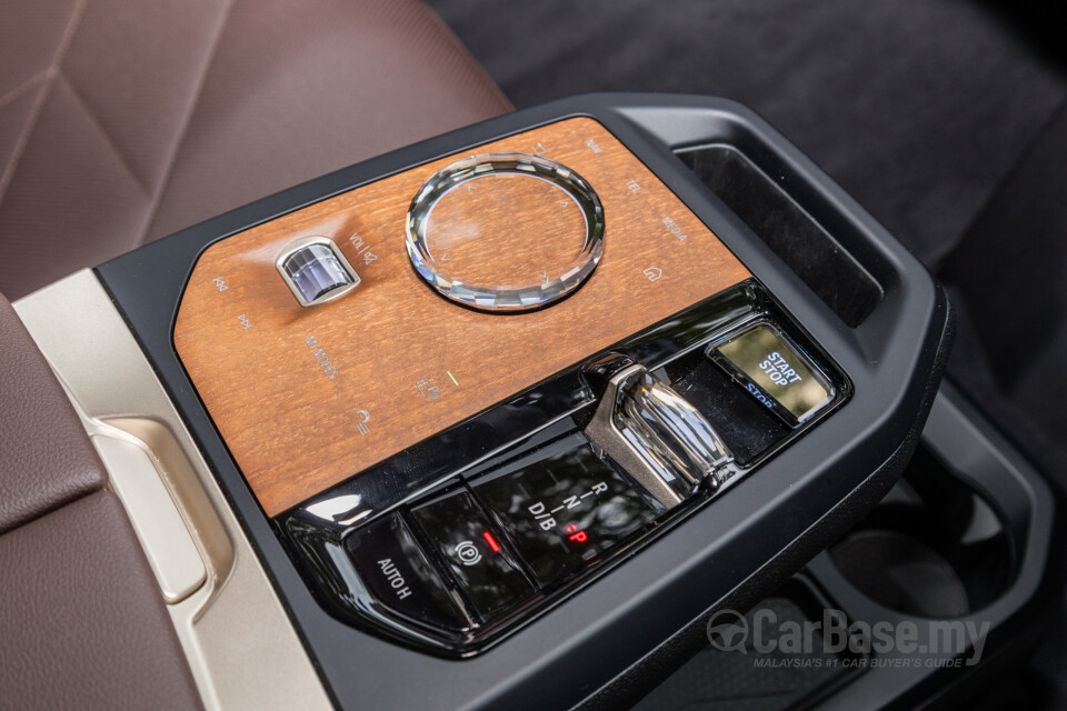 BMW iX I20 (2021) Interior