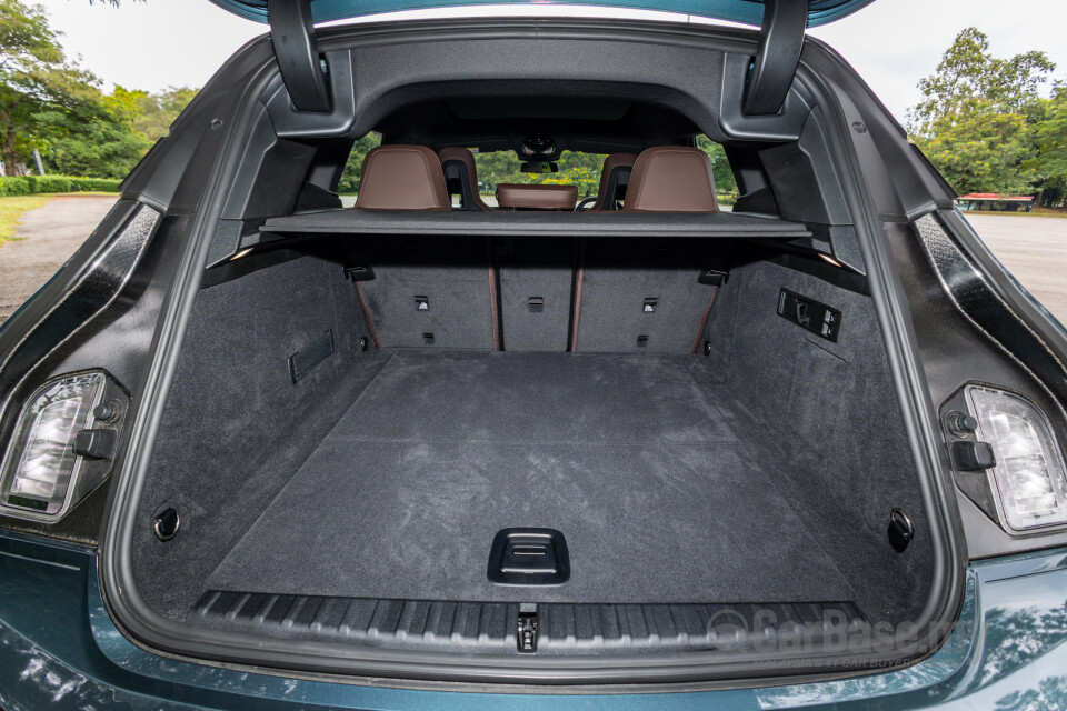 BMW iX I20 (2021) Interior