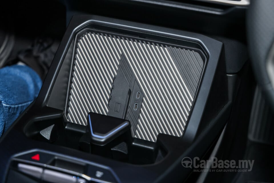BMW iX3 NA5 (2026) Interior