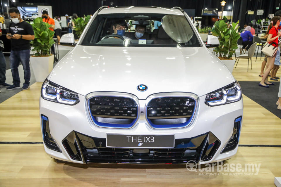 BMW iX3 G08 (2021) Exterior