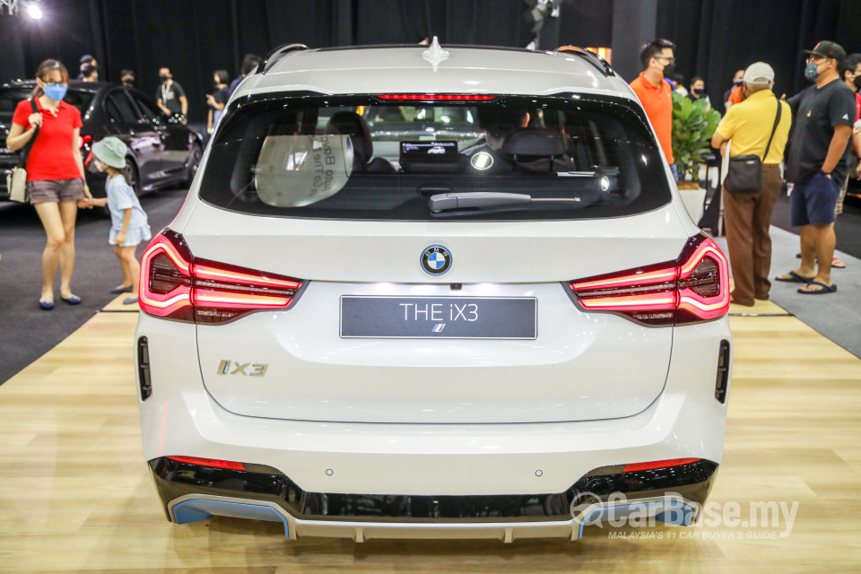 BMW iX3 G08 (2021) Exterior