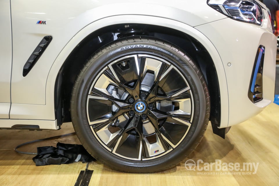 BMW iX3 G08 (2021) Exterior