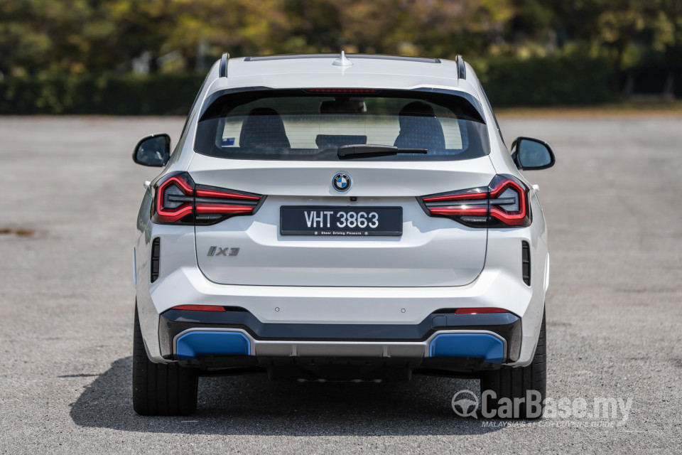 BMW iX3 G08 (2021) Exterior