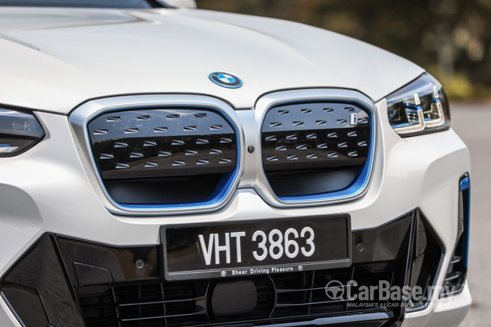 BMW iX3 G08 (2021) Exterior