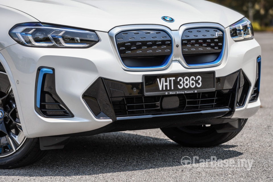 BMW iX3 G08 (2021) Exterior