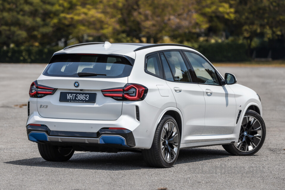 BMW iX3 G08 (2021) Exterior