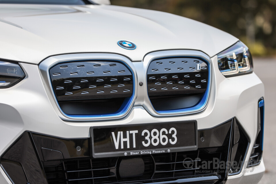 BMW iX3 G08 (2021) Exterior