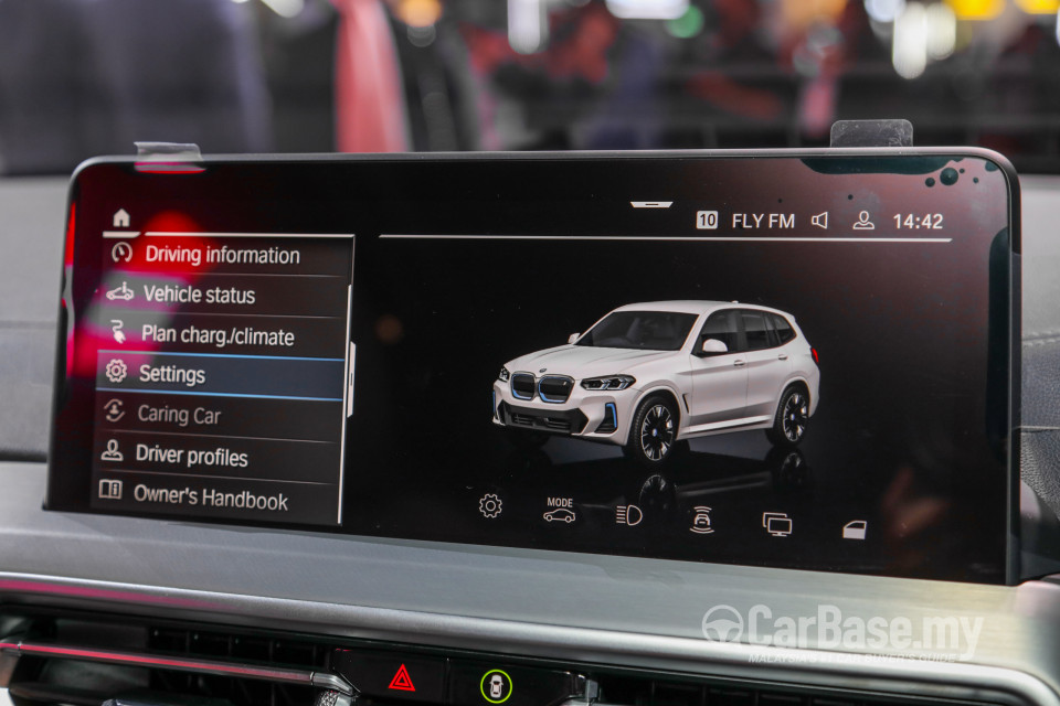 BMW iX3 G08 (2021) Interior