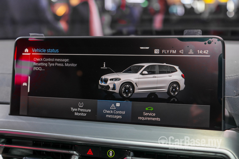 BMW iX3 G08 (2021) Interior