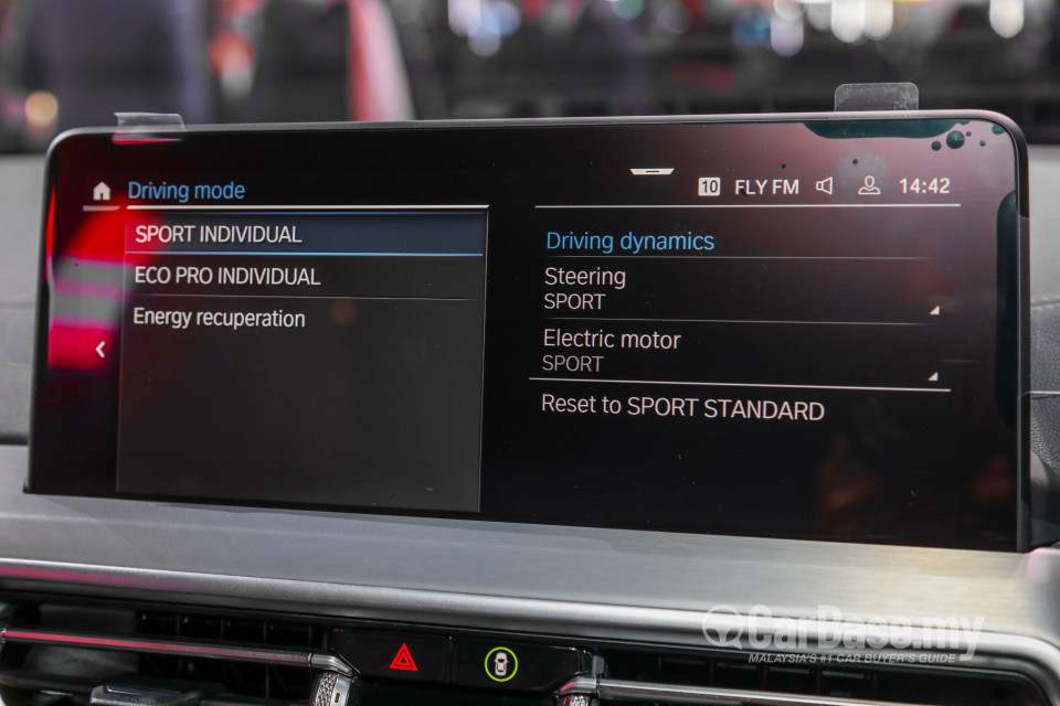BMW iX3 G08 (2021) Interior