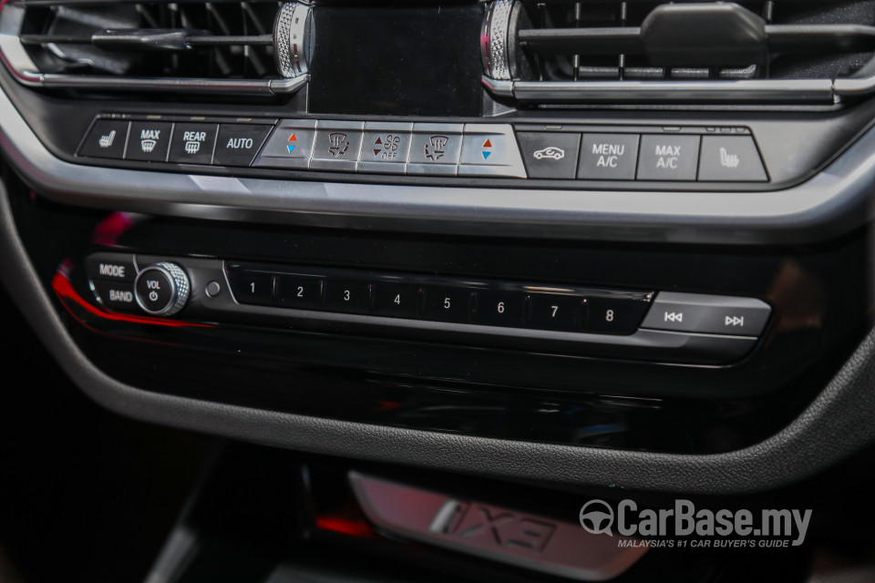 BMW iX3 G08 (2021) Interior