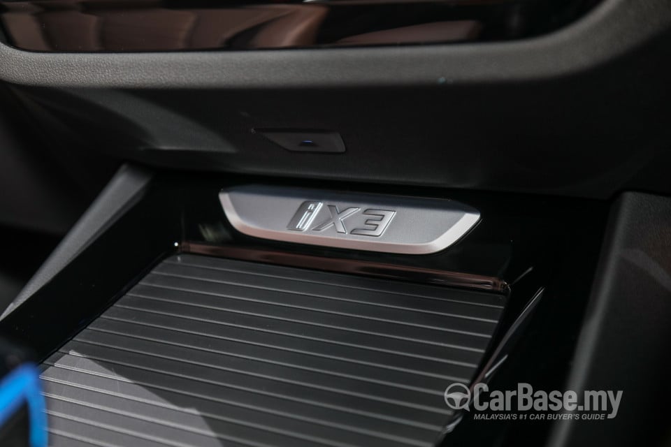 BMW iX3 G08 (2021) Interior
