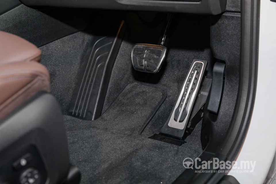 BMW iX3 G08 (2021) Interior
