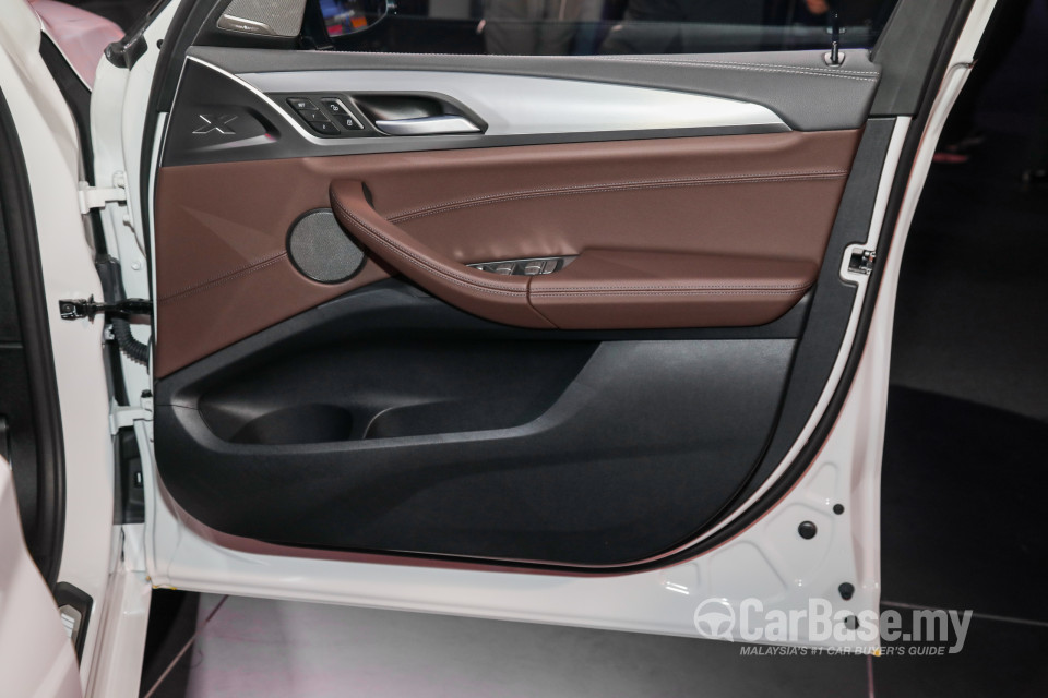 BMW iX3 G08 (2021) Interior