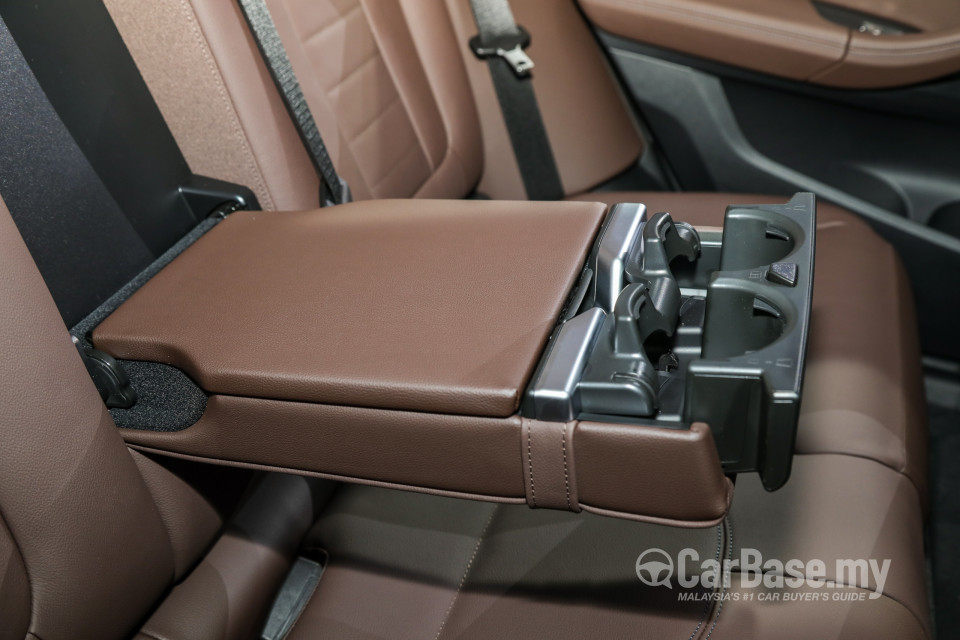 BMW iX3 G08 (2021) Interior
