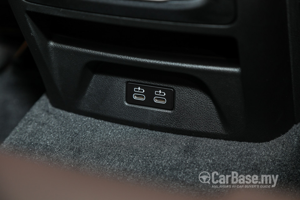 BMW iX3 G08 (2021) Interior