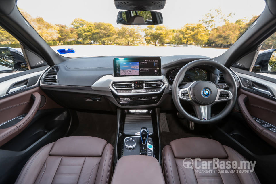 BMW iX3 G08 (2021) Interior