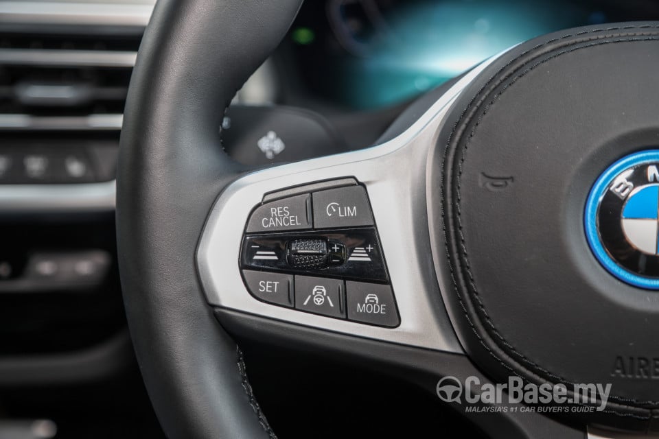 BMW iX3 G08 (2021) Interior