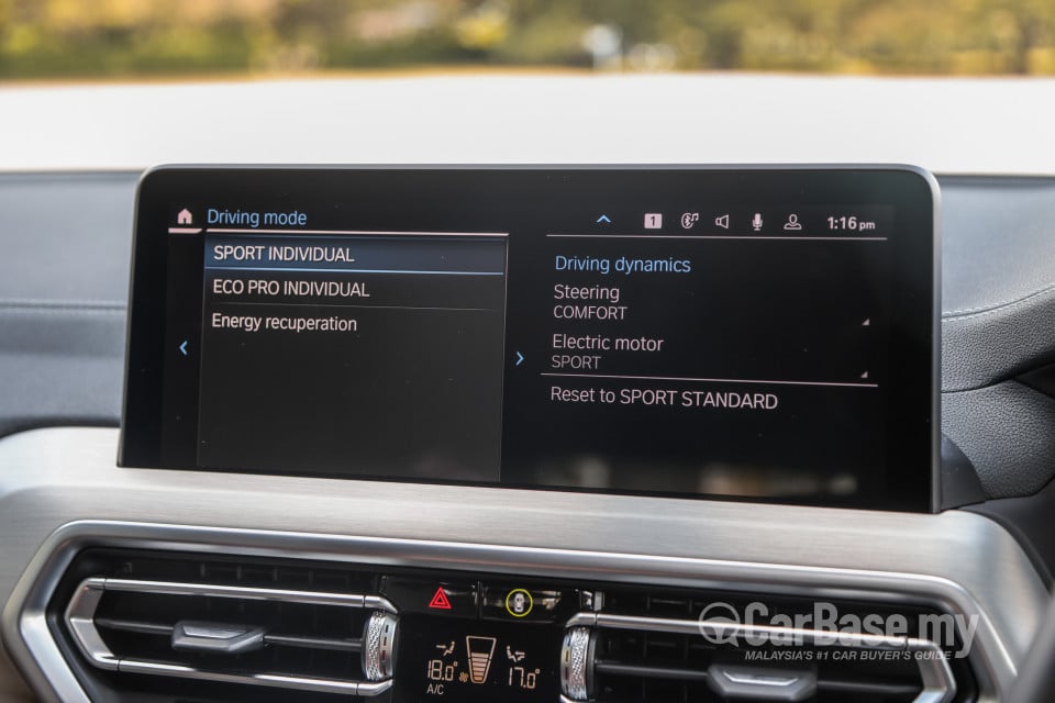 BMW iX3 G08 (2021) Interior