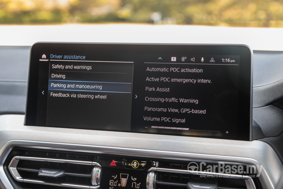BMW iX3 G08 (2021) Interior