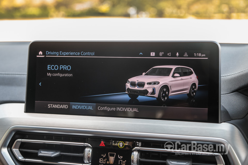 BMW iX3 G08 (2021) Interior