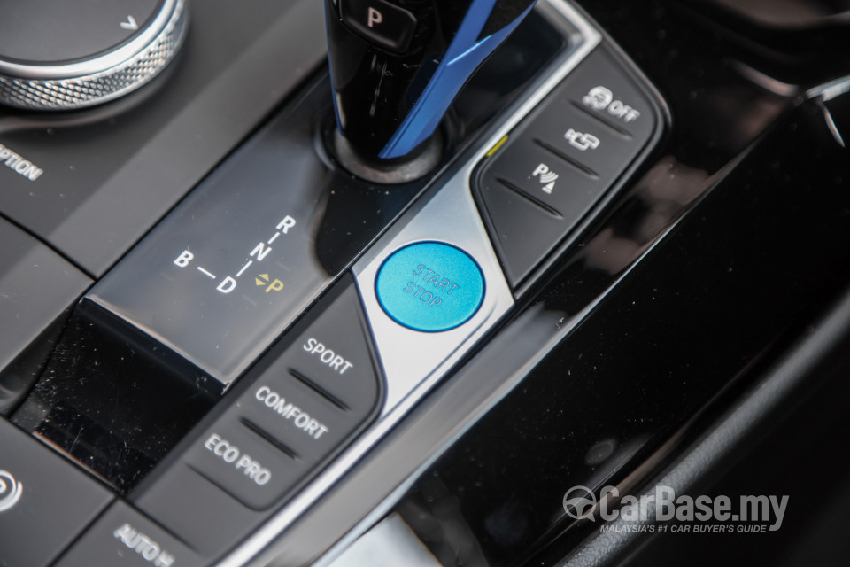 BMW iX3 G08 (2021) Interior
